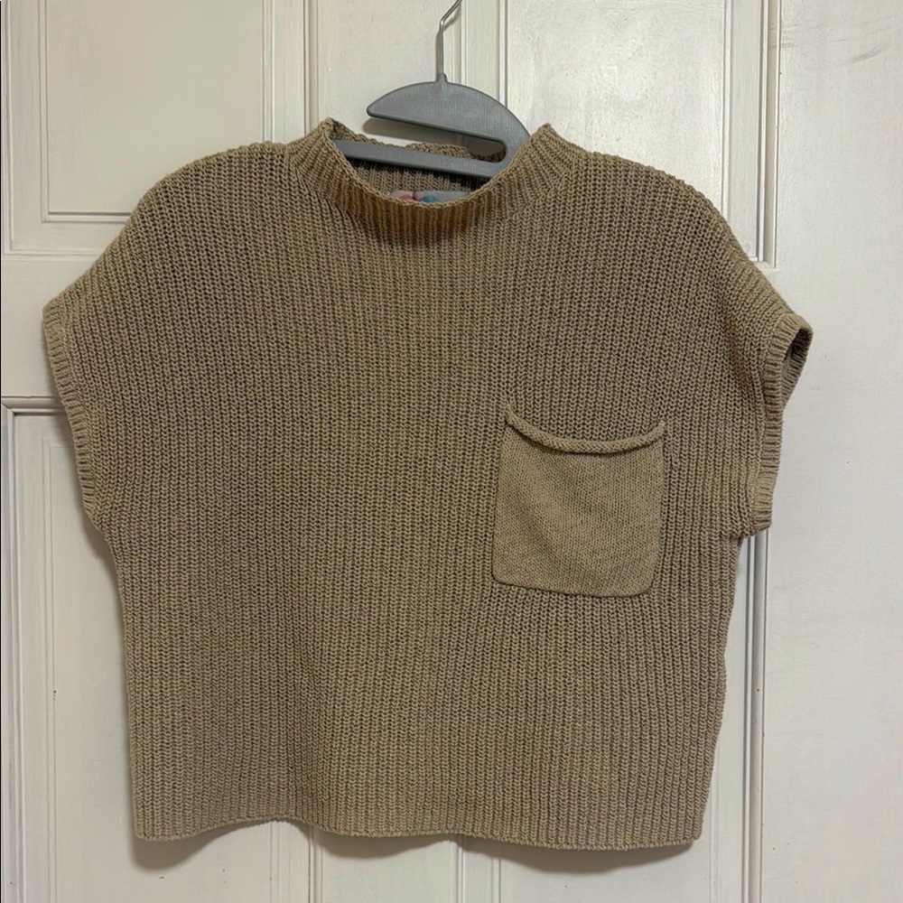 Free People Tan Knit Short Sleeve Sweater. XS